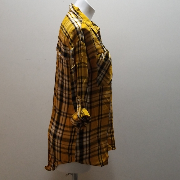NWT! DESIGN LAB PLAID BUTTON DOWN HIGH-LOW SHIRT - Picture 3 of 6